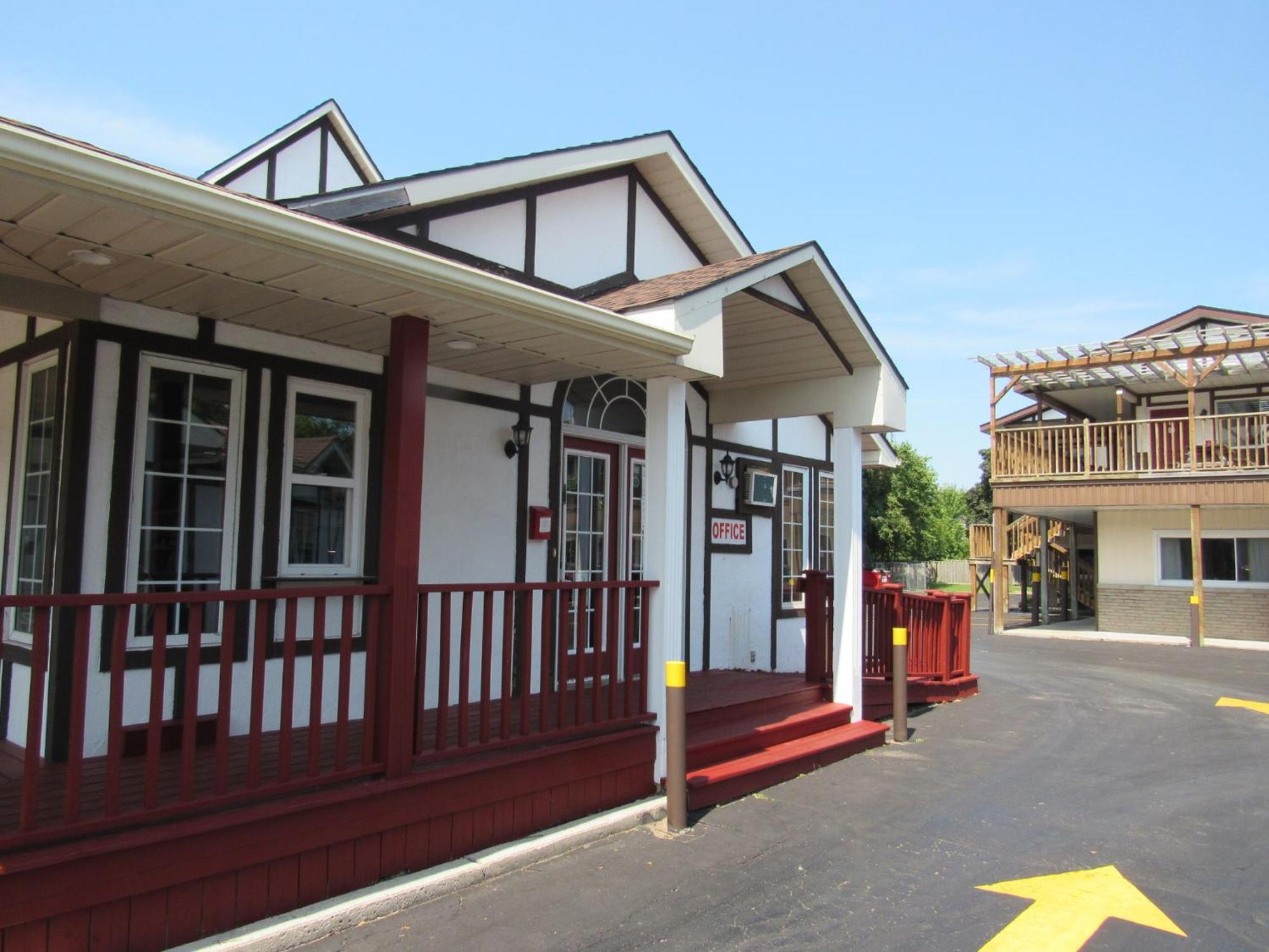 Cedar Lodge Motel Goderich Exterior photo
